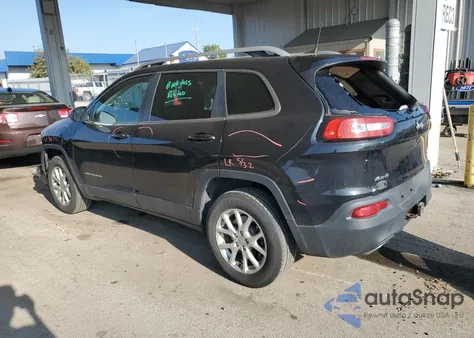 2016 Jeep Cherokee Latitude z USA, uszkodzony, nr VIN 1C4PJMCS8GW231364